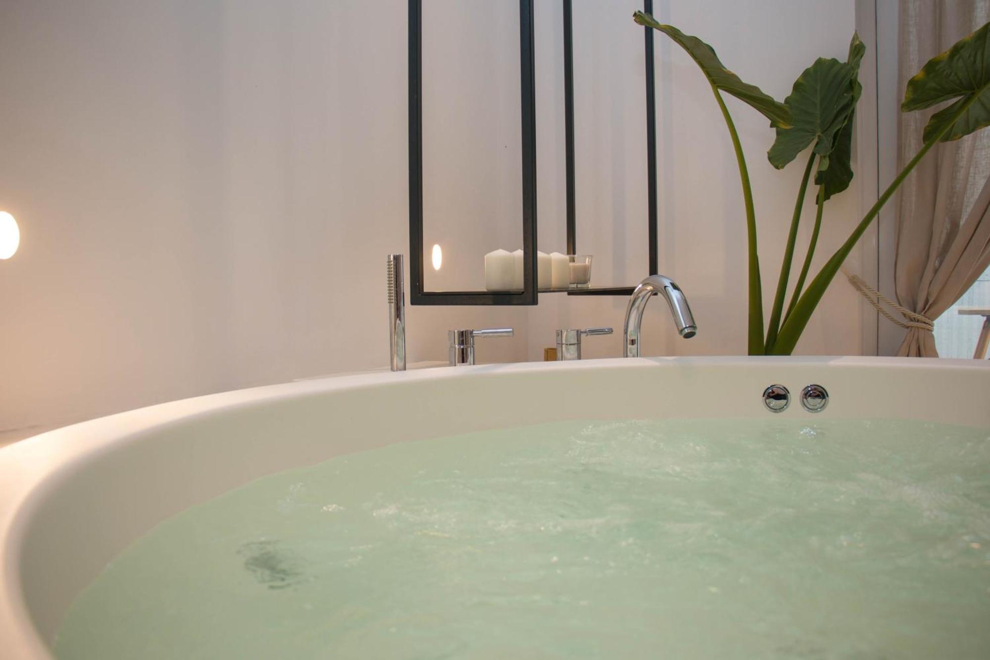 Aristotelia Gi - Premium Luxury Villas With Private Pools โอลิมเปียดา ภายนอก รูปภาพ