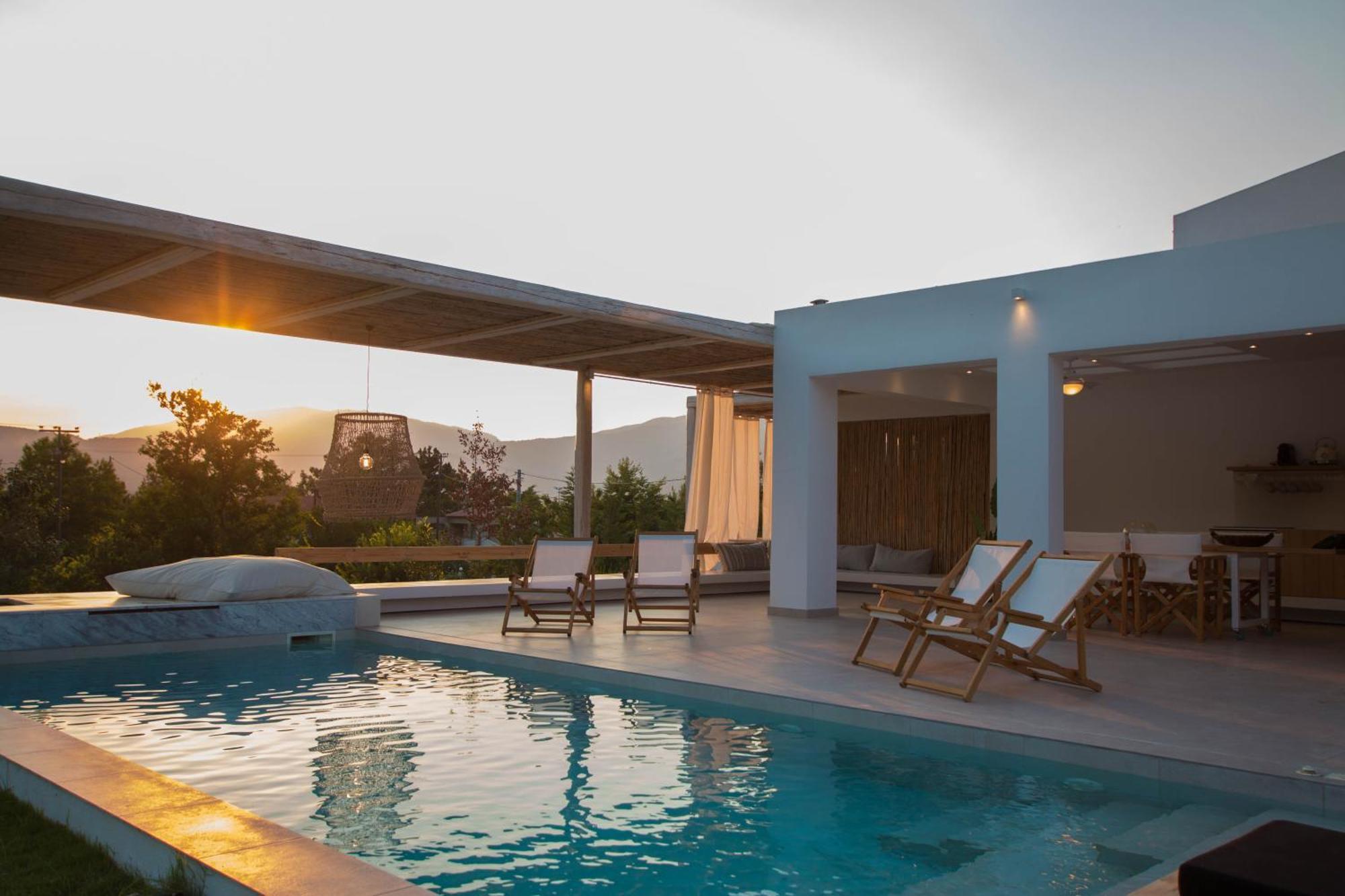 Aristotelia Gi - Premium Luxury Villas With Private Pools โอลิมเปียดา ภายนอก รูปภาพ