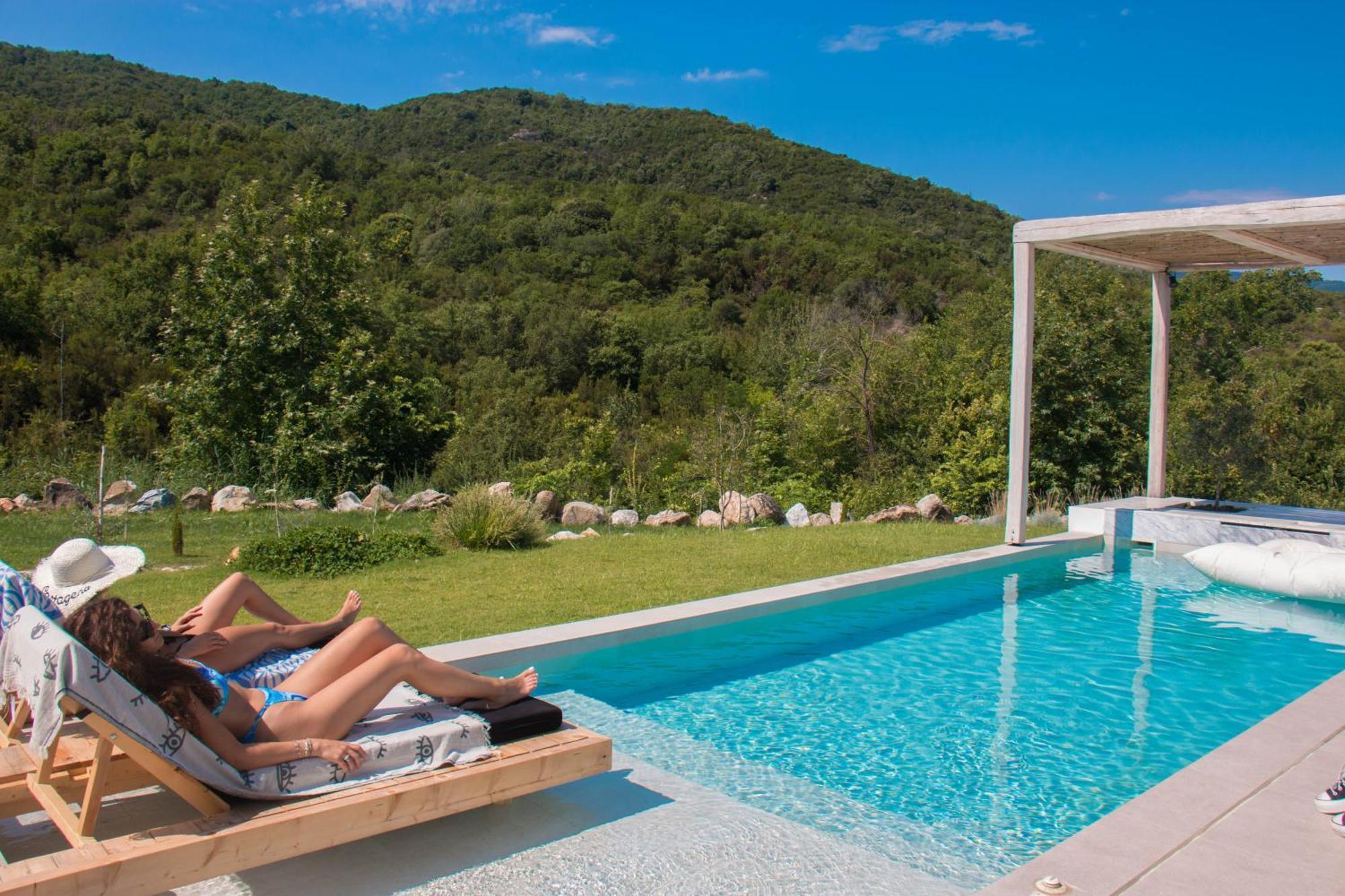 Aristotelia Gi - Premium Luxury Villas With Private Pools โอลิมเปียดา ภายนอก รูปภาพ
