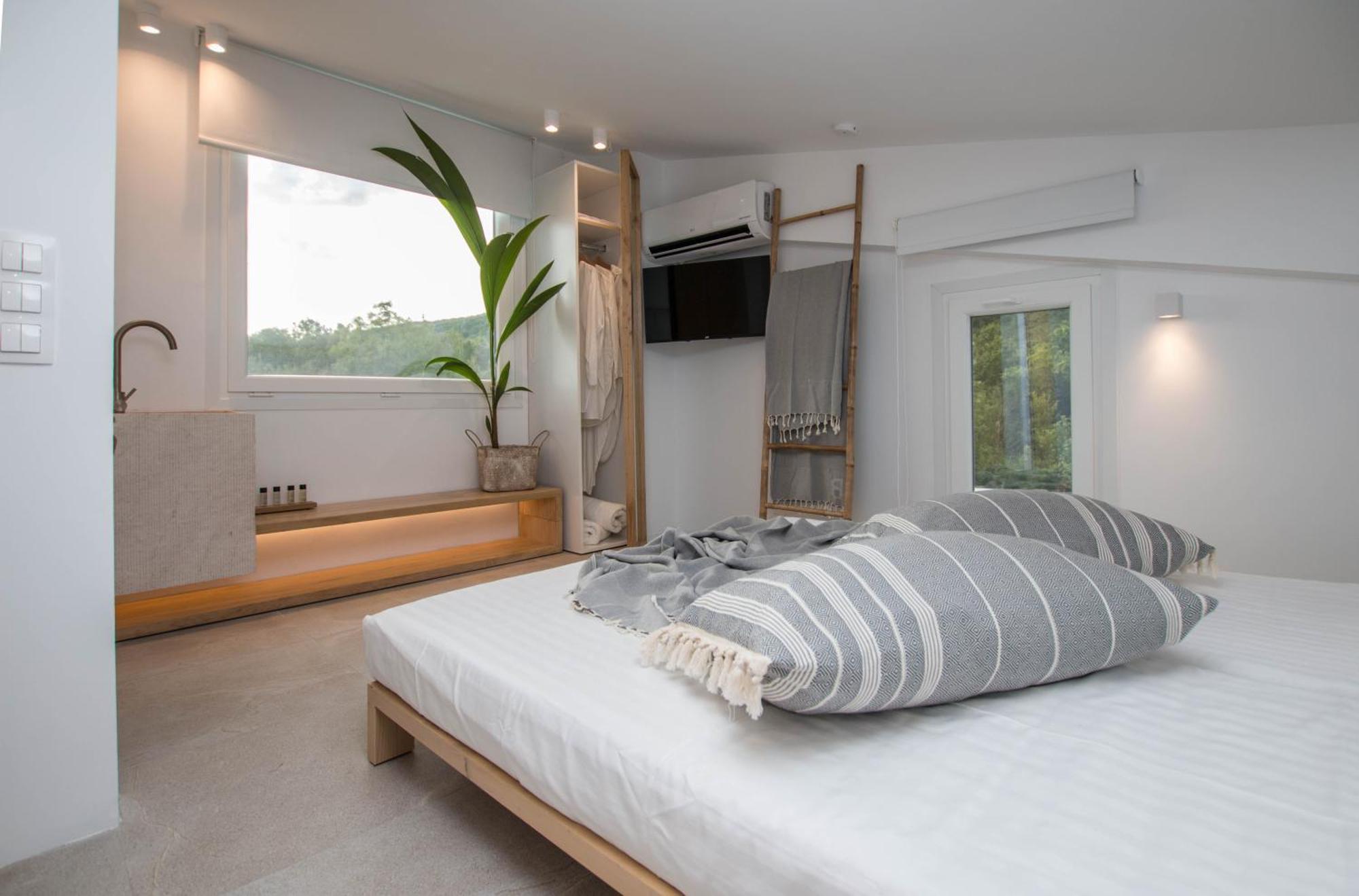 Aristotelia Gi - Premium Luxury Villas With Private Pools โอลิมเปียดา ภายนอก รูปภาพ